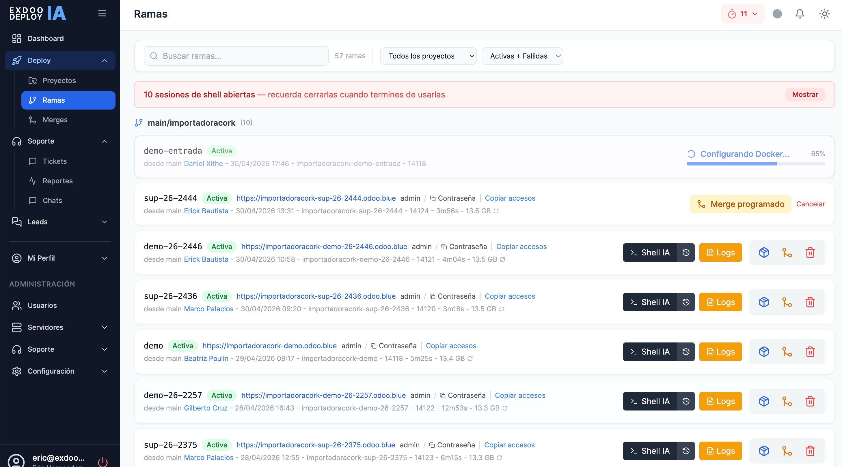 Vista de ramas con shells, logs y deploys